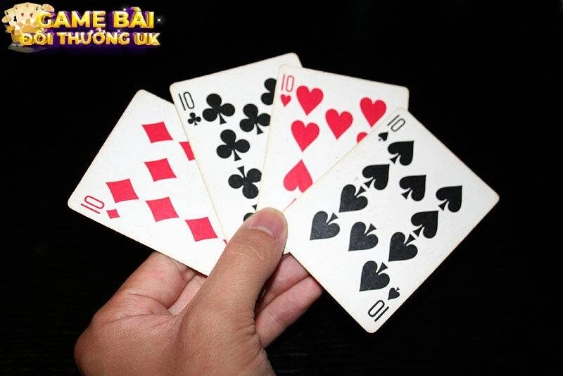 Người chơi nếu có được 2 lá bài 10